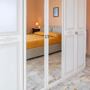 Appartamento Carlo's Charm, Acireale